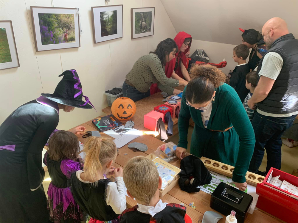 Ateliers Ensemble pour voir 89 à la Pyramide du loup